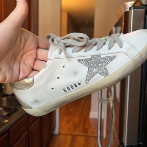 GOLDEN GOOSE- SUPER STAR LOW TOP SNEAKERS- SILVER GLITTERED STAR